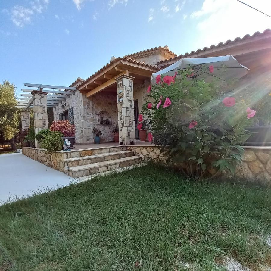 Villa Liberta Keri Exterior foto